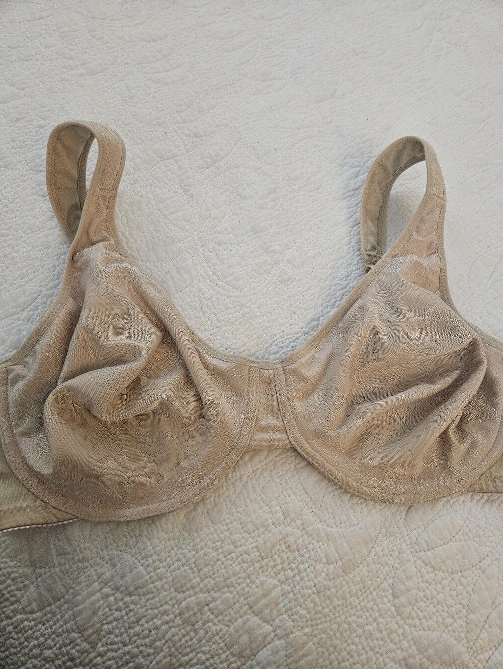 Delta Burke Beige Underwire Bra 42D